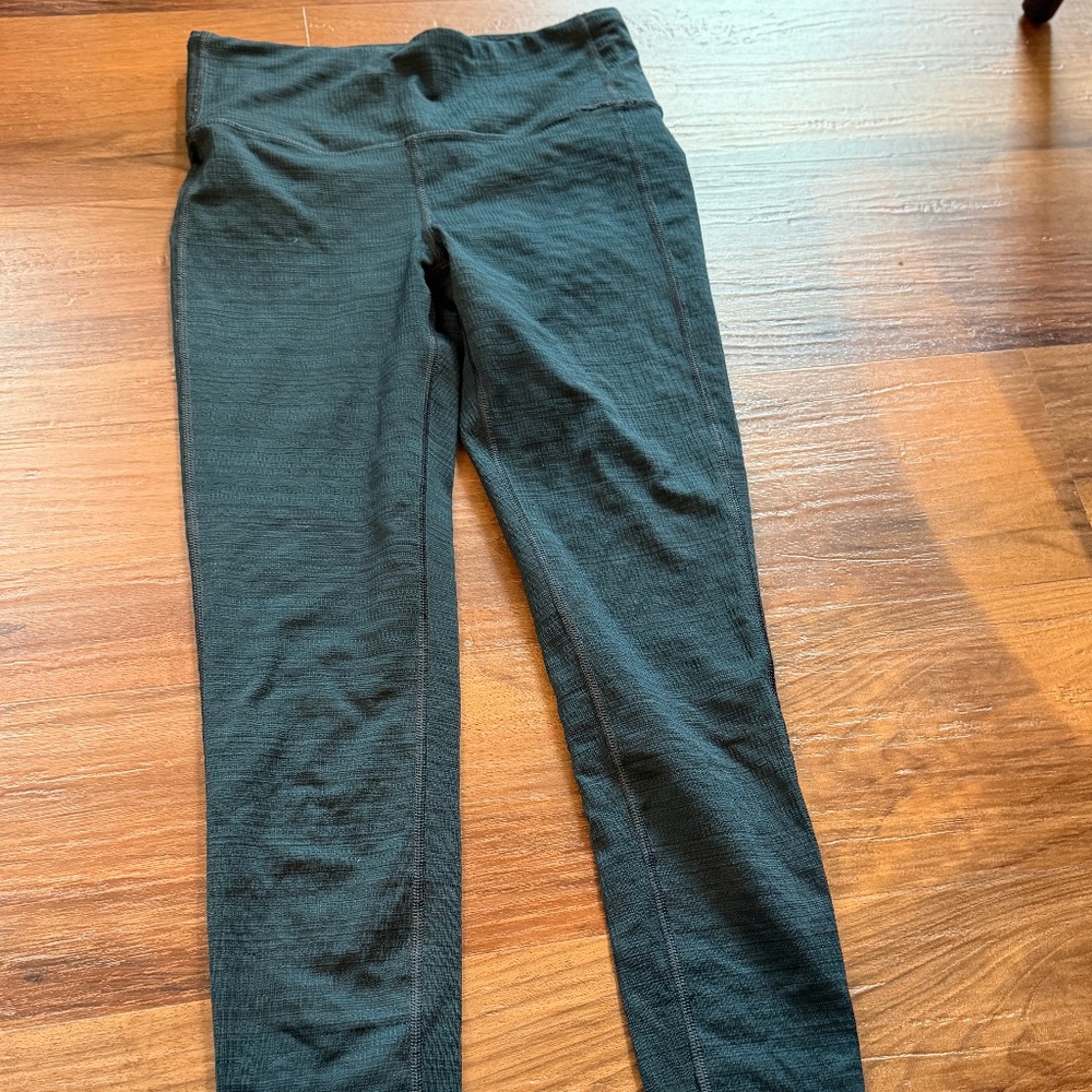 Athleta green/black leggings